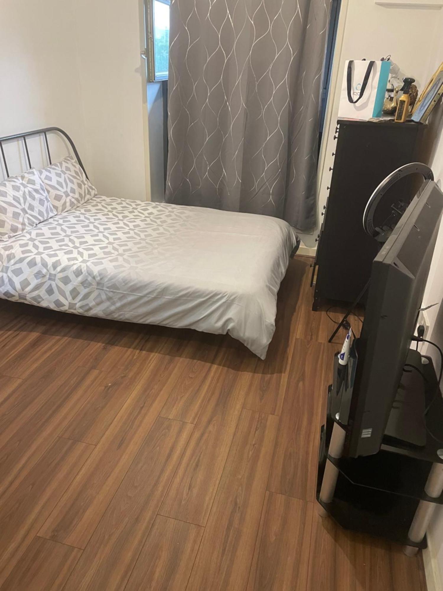 Jah Lodge Кройдон Екстериор снимка